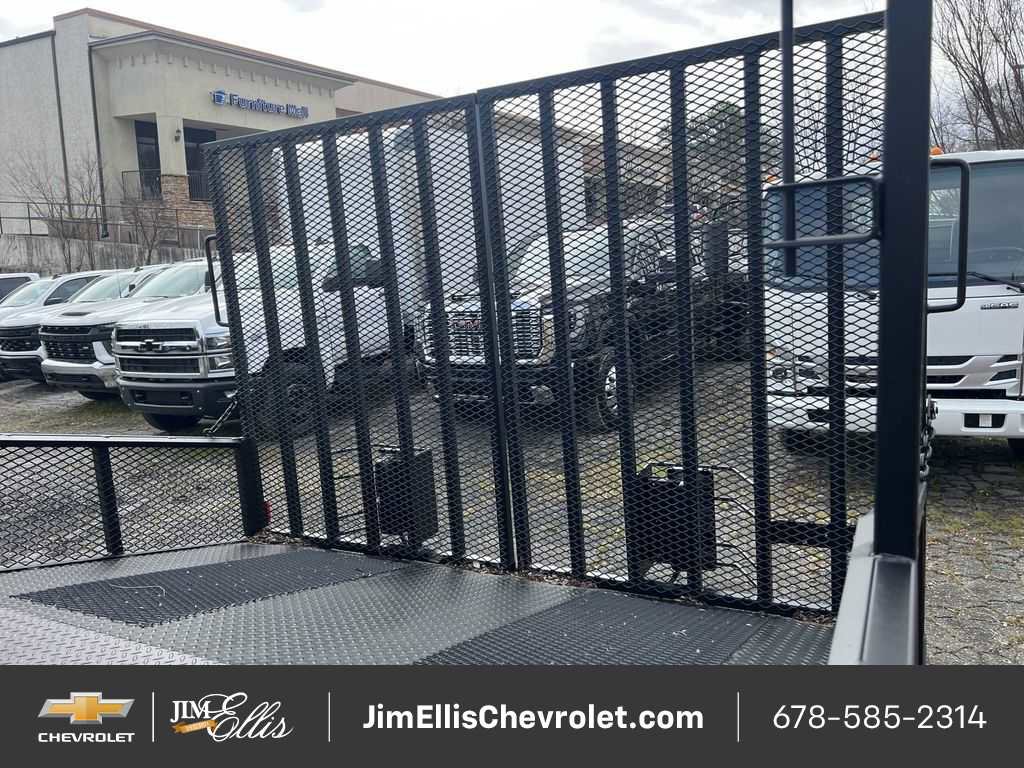 New 2024 Chevrolet Low Cab Forward image 7