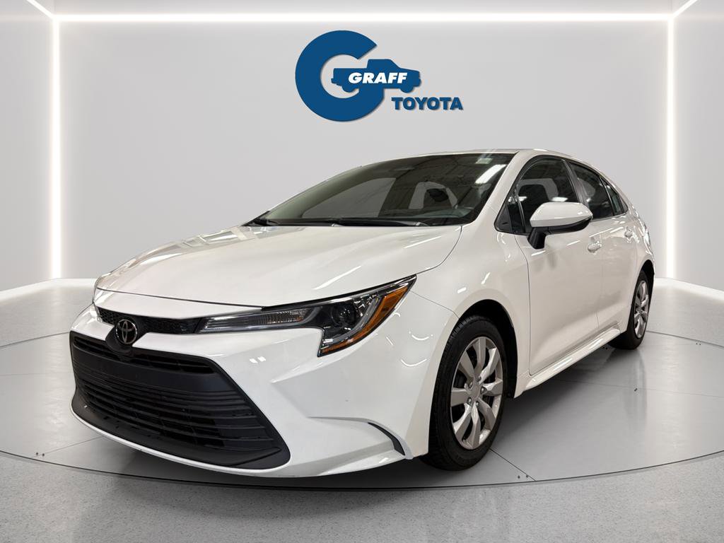 Used 2024 Toyota Corolla LE FWD image 1
