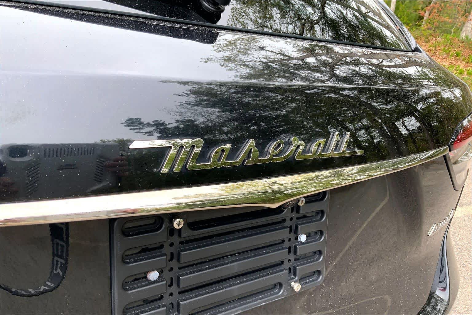 Used 2021 Maserati Levante Trofeo AWD/4WD image 30