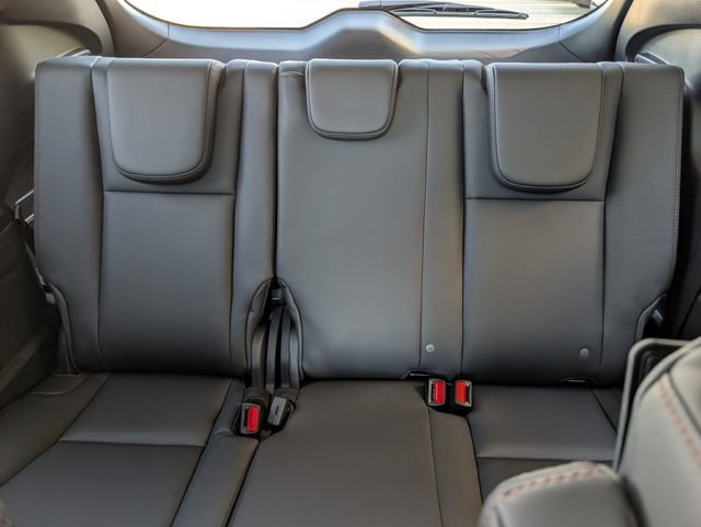 Certified 2025 Subaru Ascent Bronze Edition image 29