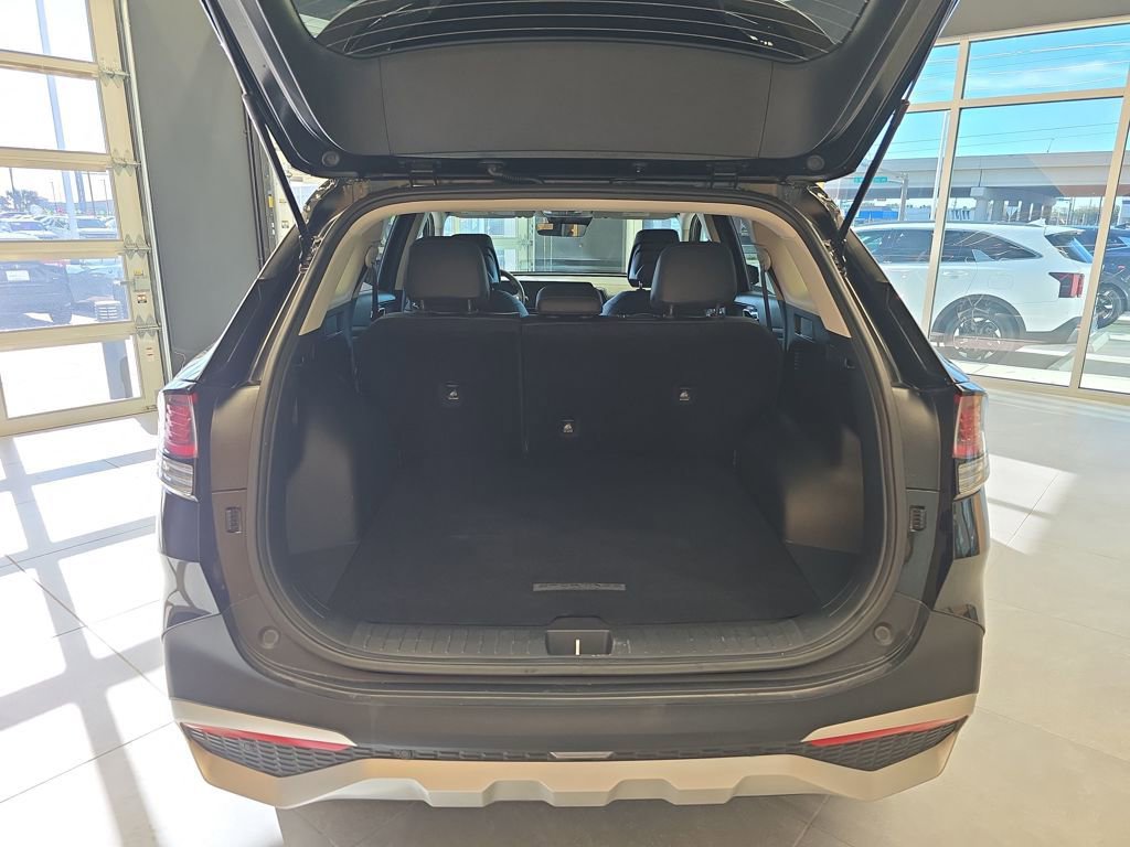 Certified 2025 Kia Sportage EX image 31