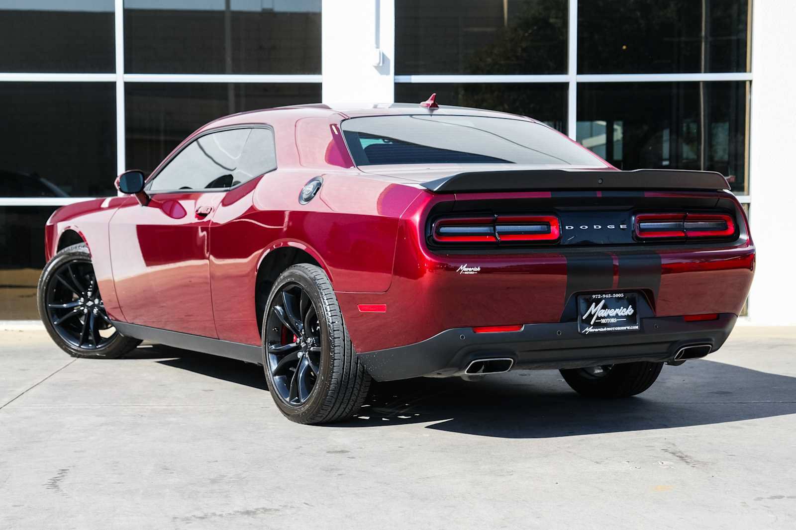 Used 2018 Dodge Challenger SXT Plus RWD image 15