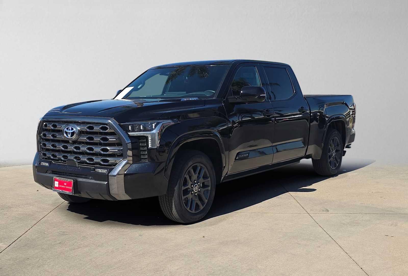 Used 2023 Toyota Tundra Platinum w/ Advanced Package AWD/4WD image 7
