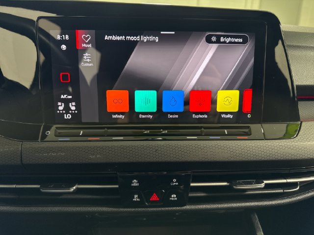 Used 2024 Volkswagen GTI SE FWD image 32