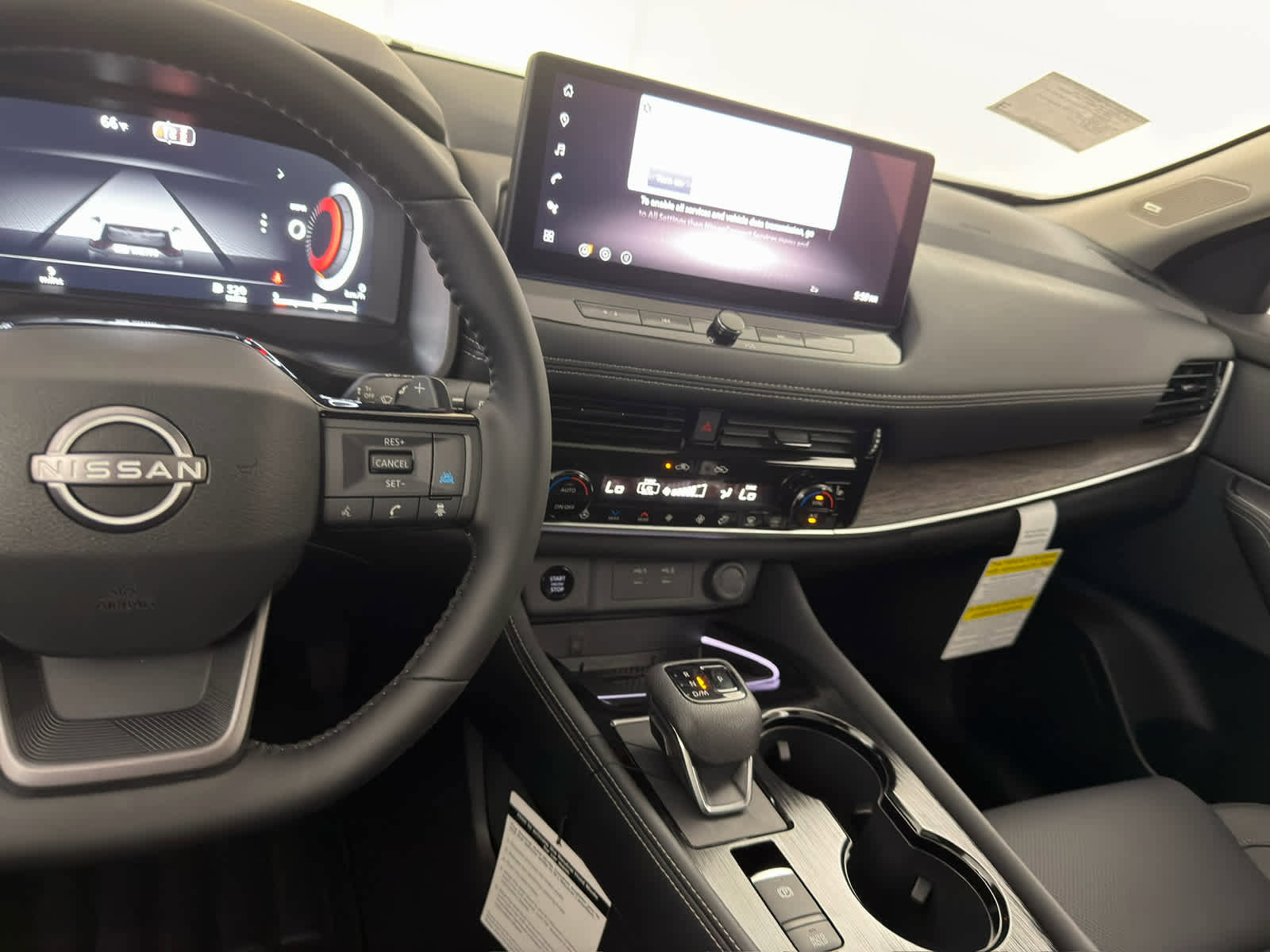 New 2026 Nissan Rogue Platinum w/ Platinum Premium Package image 18