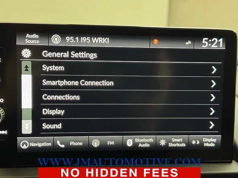 Used 2023 Honda Pilot Elite image 32