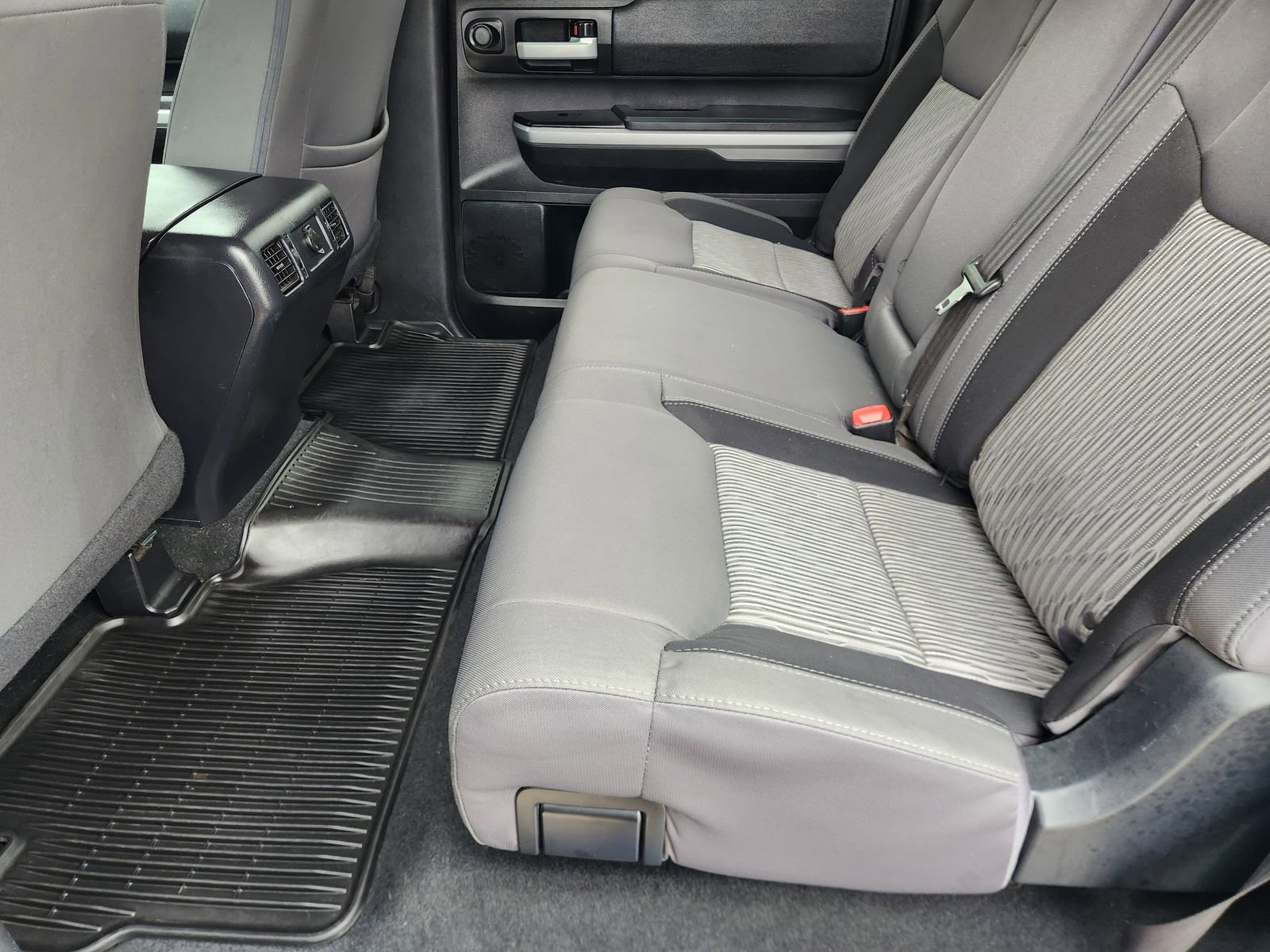 Used 2017 Toyota Tundra SR5 AWD/4WD image 35