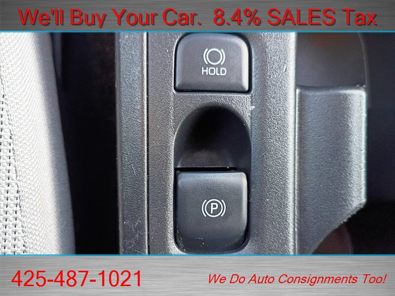 Used 2024 Toyota Corolla LE FWD image 32