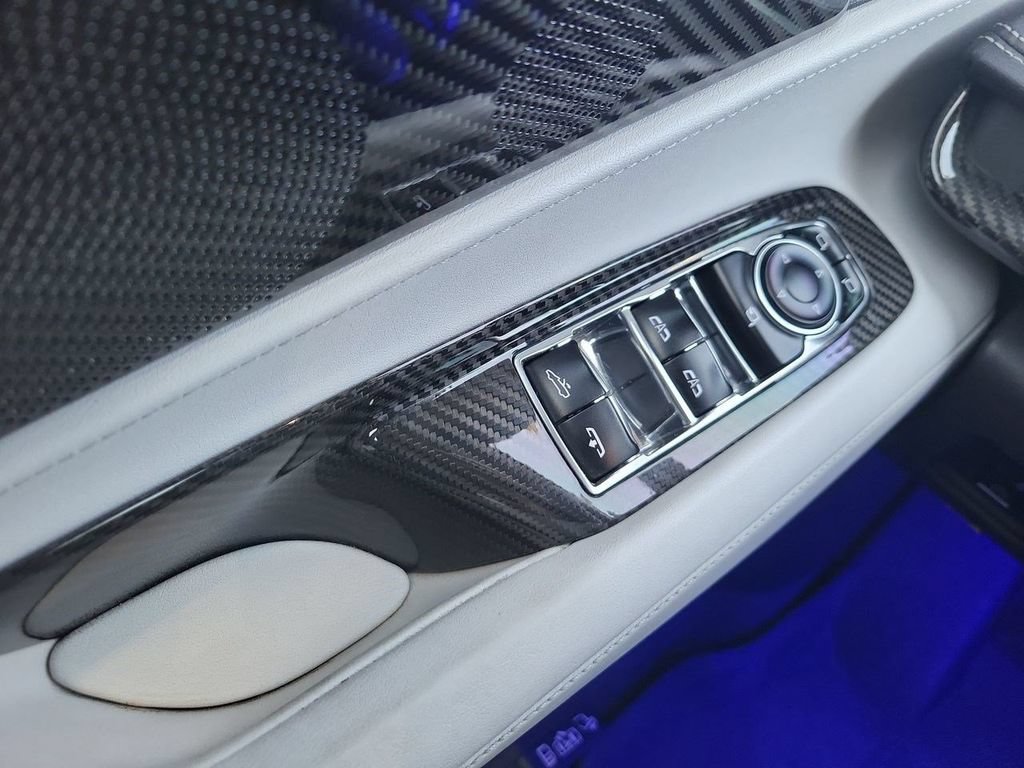 Used 2020 Chevrolet Corvette Stingray Preferred Conv w/ 2LT Preferred Equipment Group RWD image 29