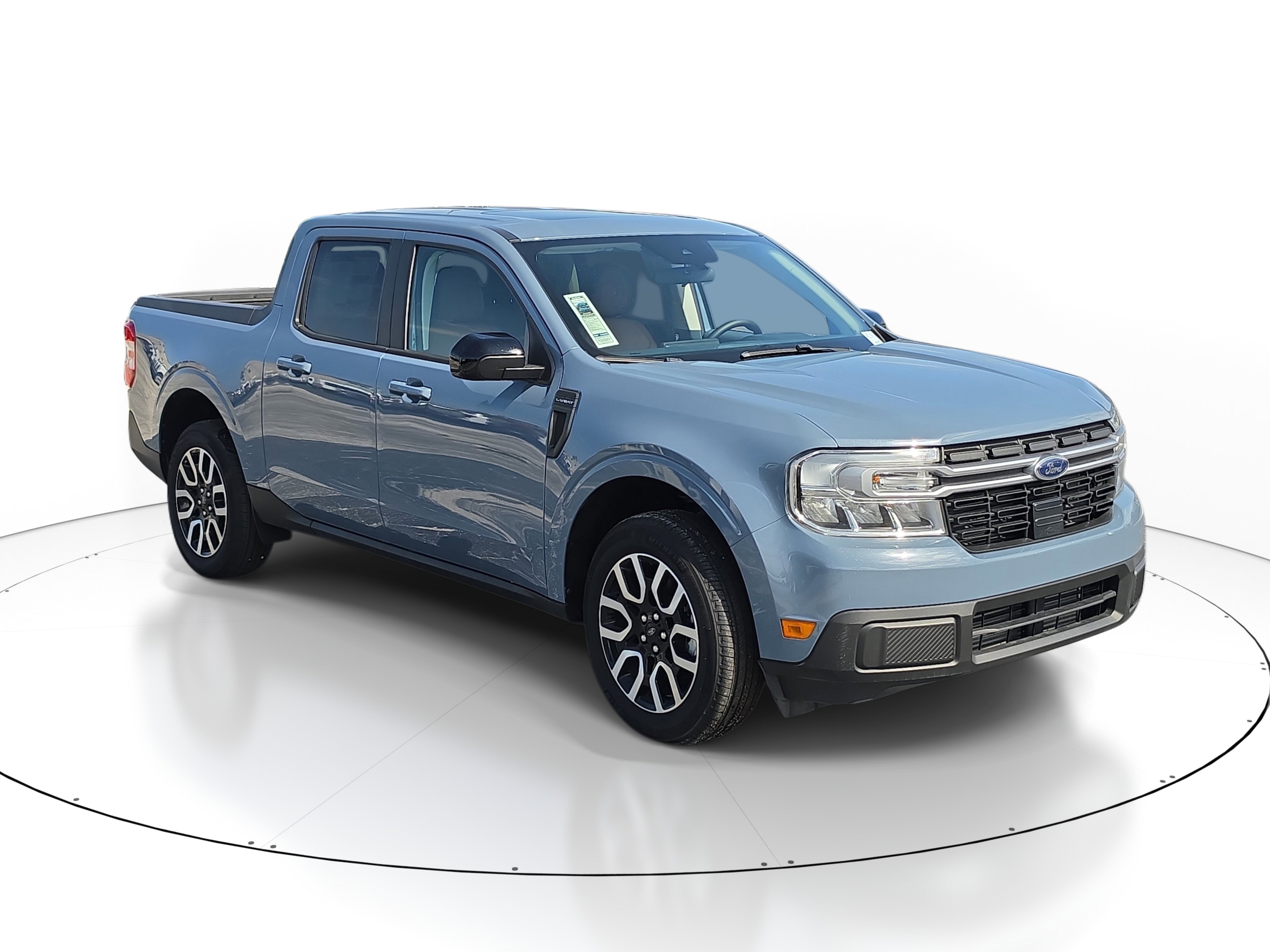 Used 2024 Ford Maverick Lariat image 1