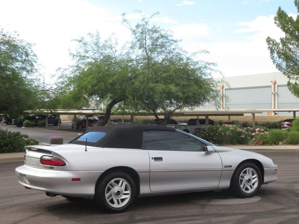 Used 1995 Chevrolet Camaro Z28 RWD image 8