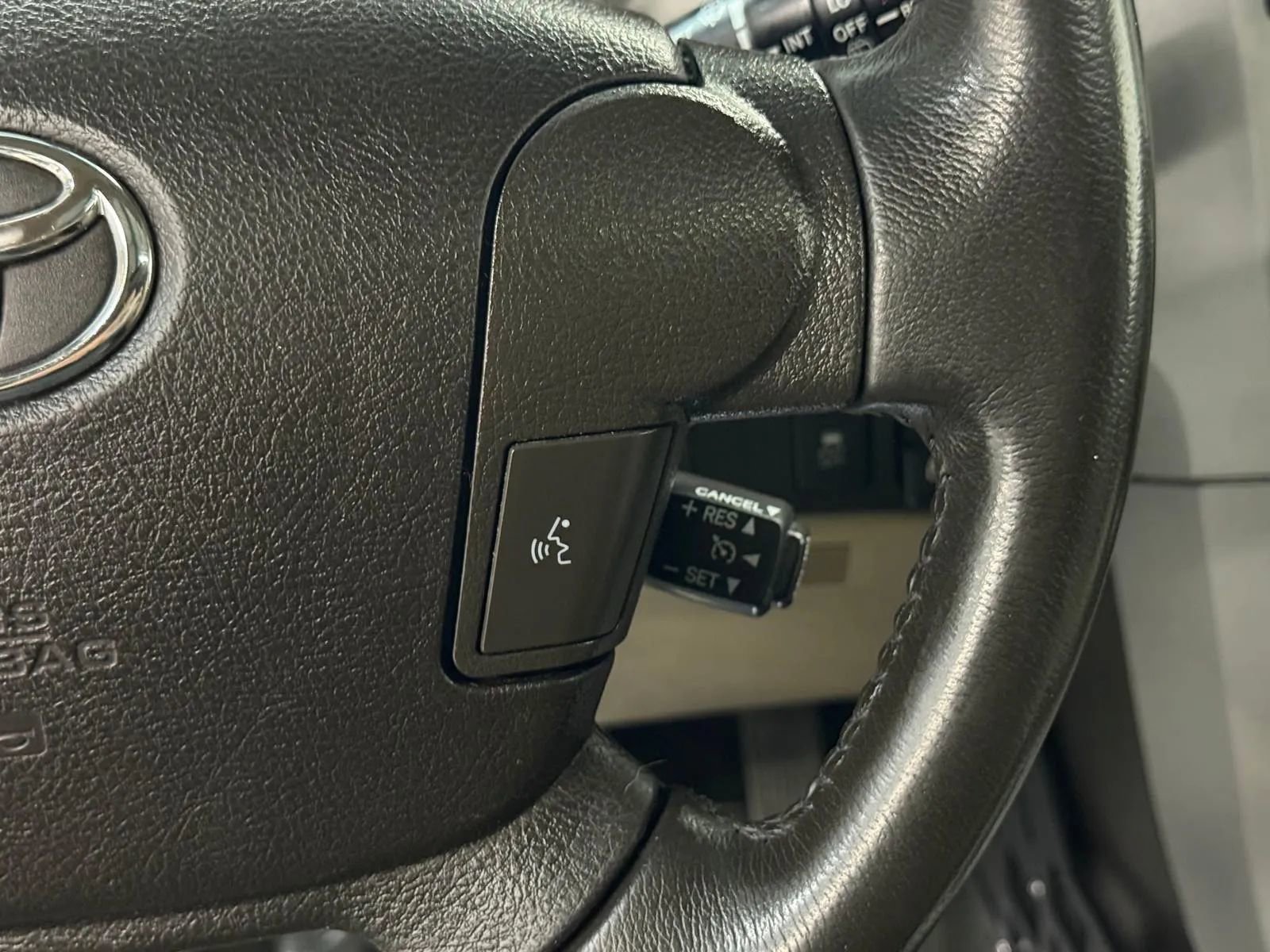 Used 2008 Toyota Sequoia SR5 image 31