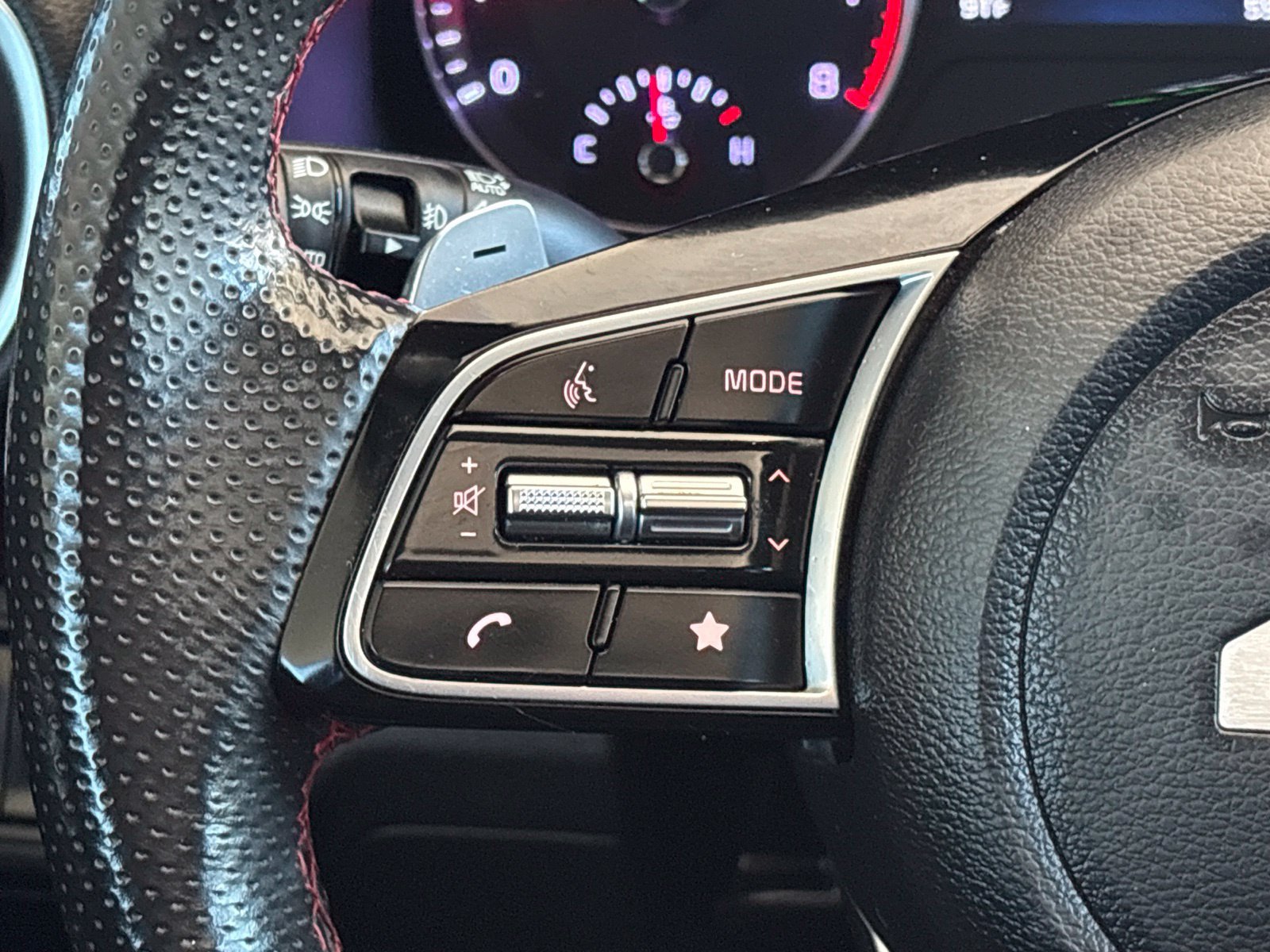 Used 2023 Kia Forte GT w/ GT2 Package FWD image 28