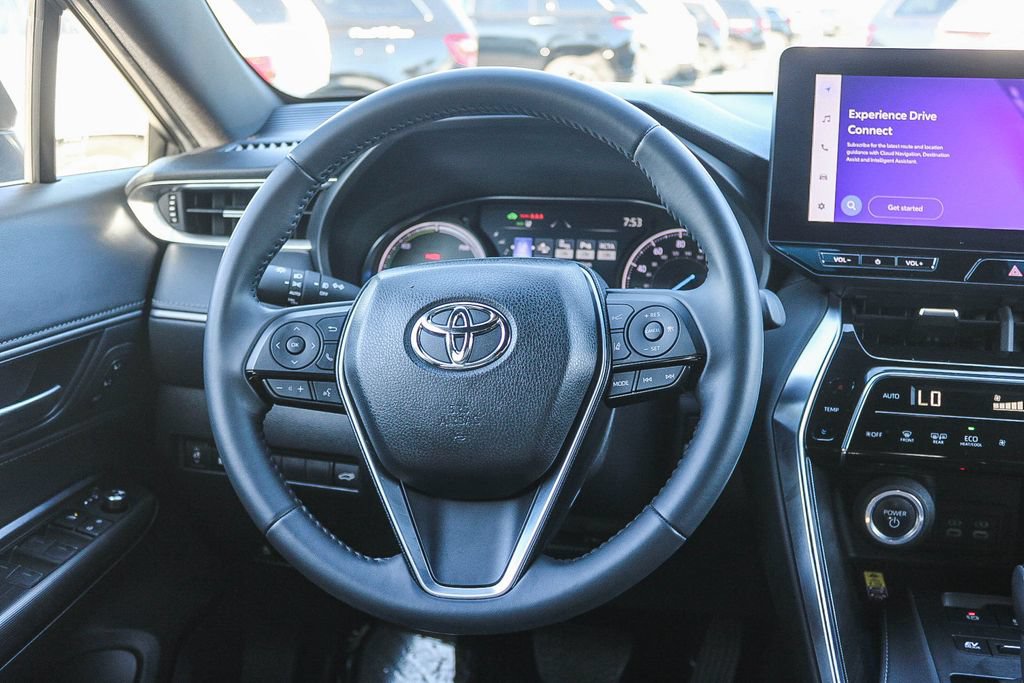 Used 2024 Toyota Venza XLE AWD/4WD image 15