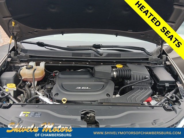 Used 2017 Chrysler Pacifica Touring-L Plus w/ Tire & Wheel Group image 35