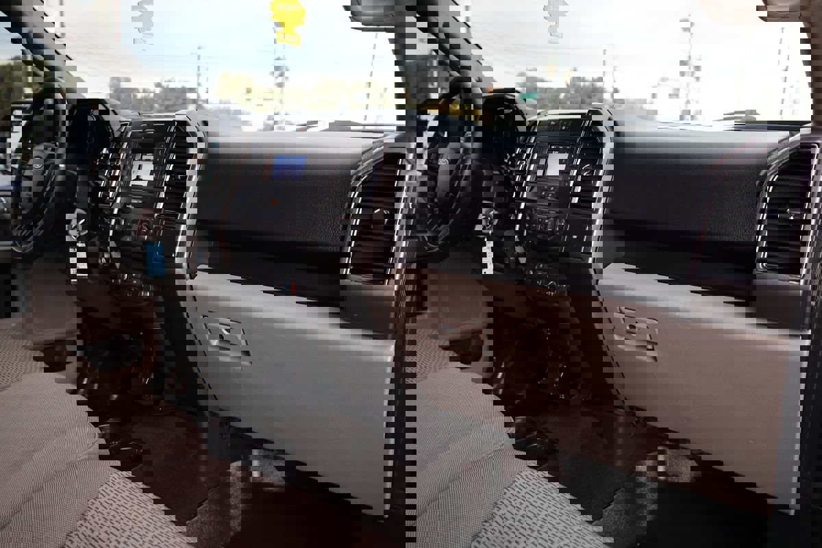 Used 2018 Ford F150 XLT w/ Equipment Group 301A Mid image 18