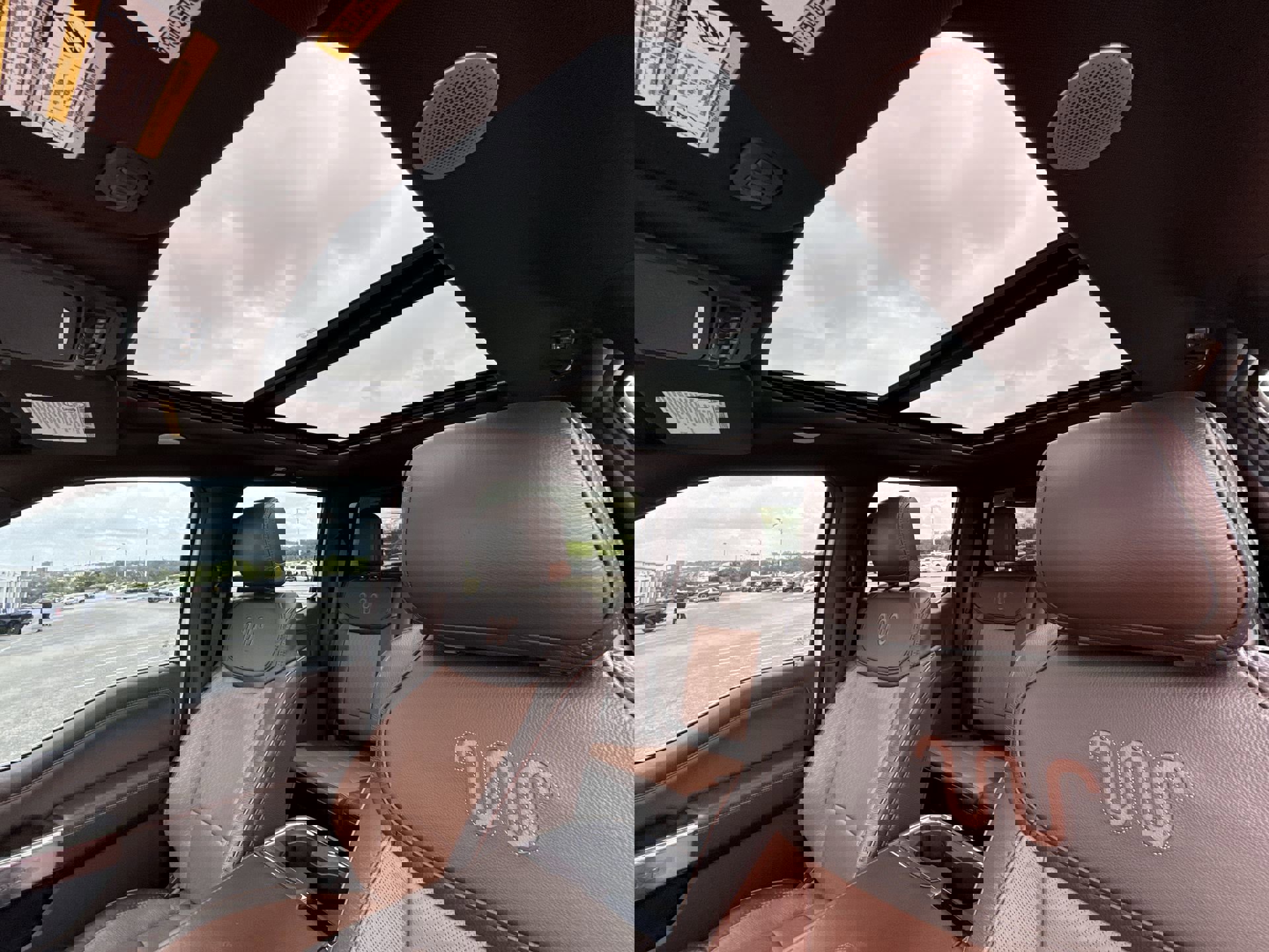 Used 2024 Ford F350 King Ranch w/ FX4 Off-Road Package image 16