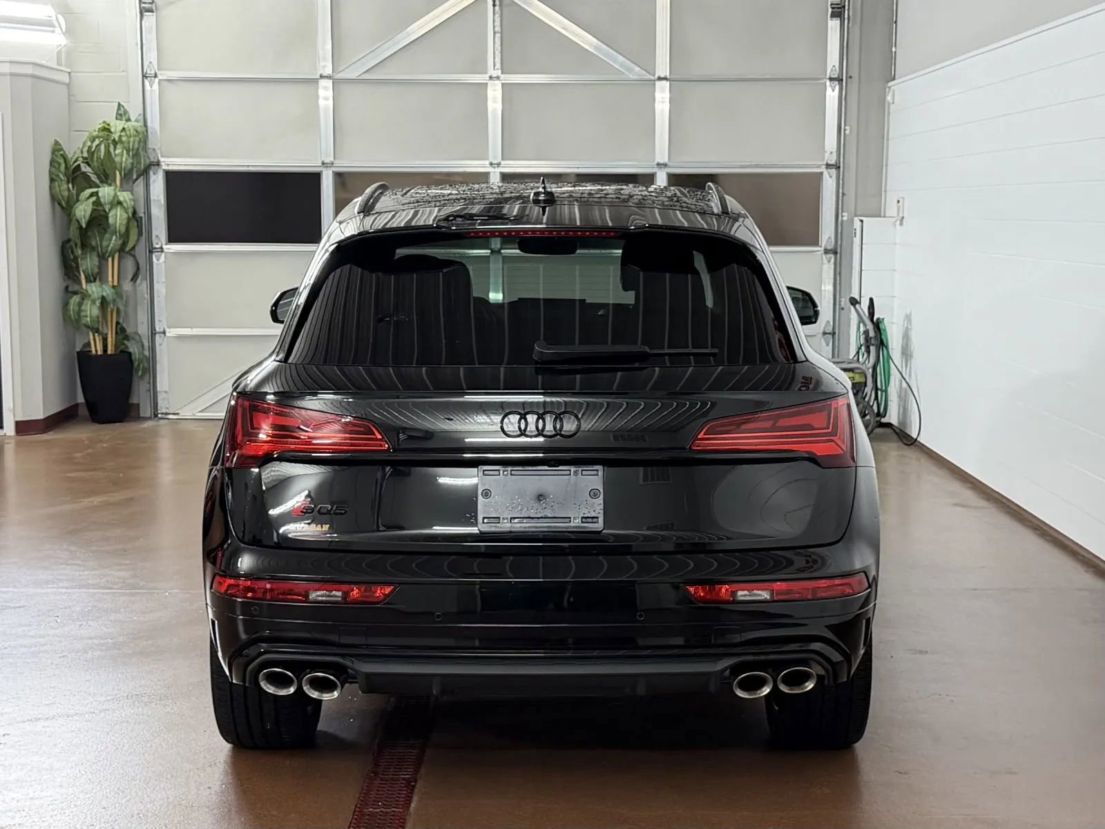 Used 2023 Audi SQ5 Premium Plus w/ Premium Plus Package AWD/4WD image 4