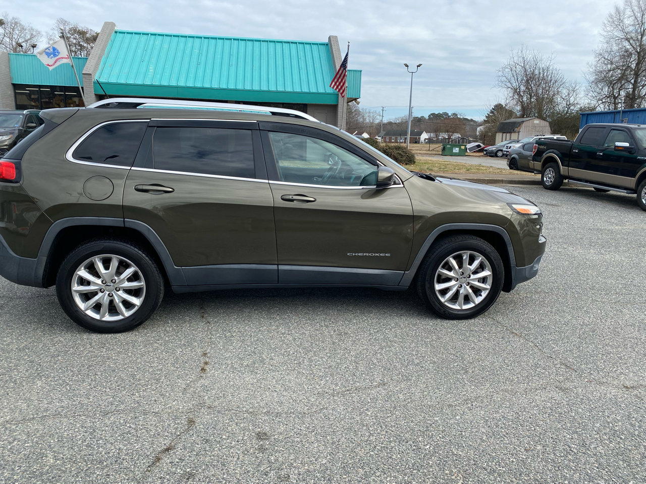 Used 2015 Jeep Cherokee Limited image 6