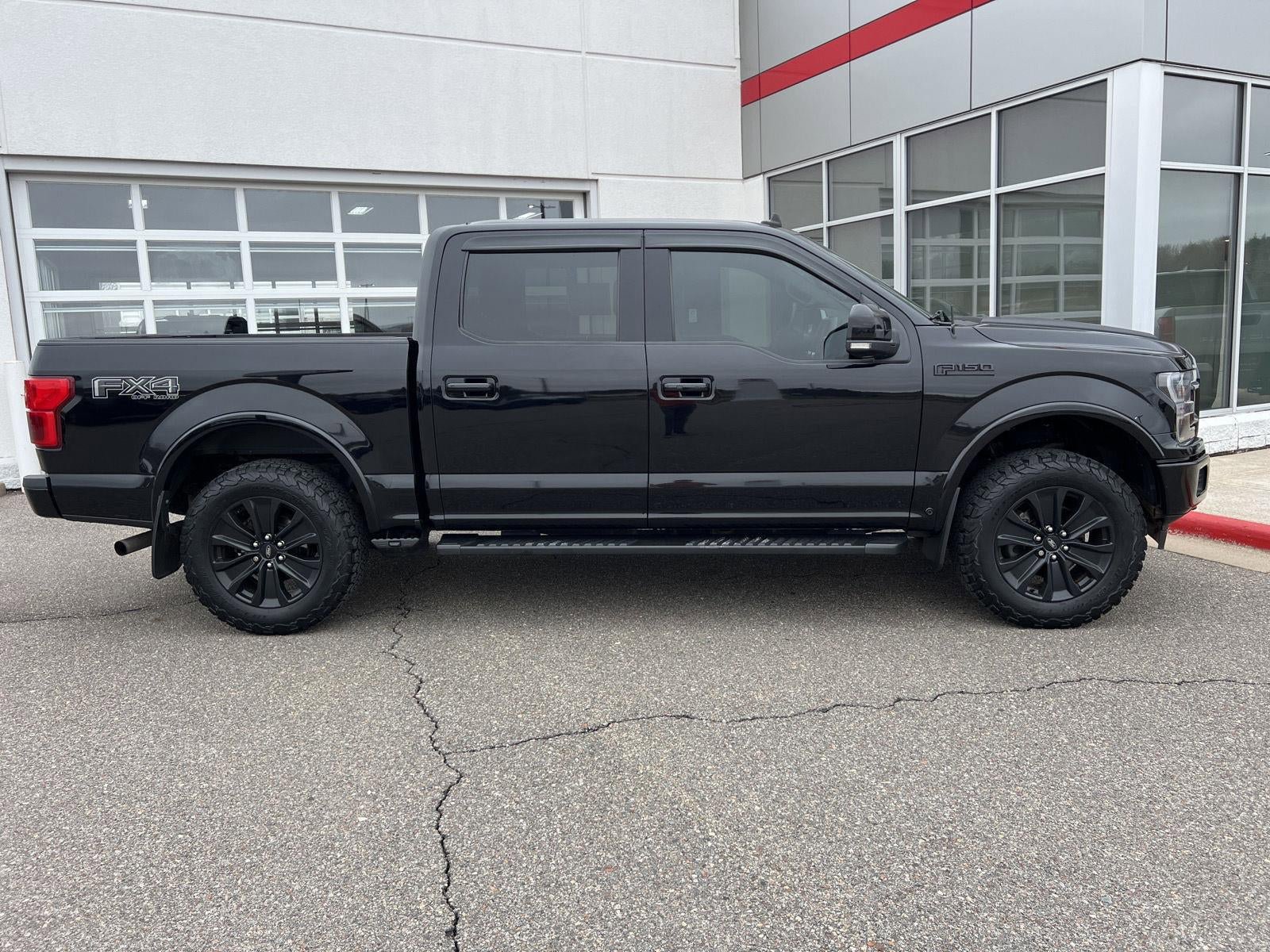 Used 2020 Ford F150 Lariat w/ Equipment Group 502A Luxury AWD/4WD image 20