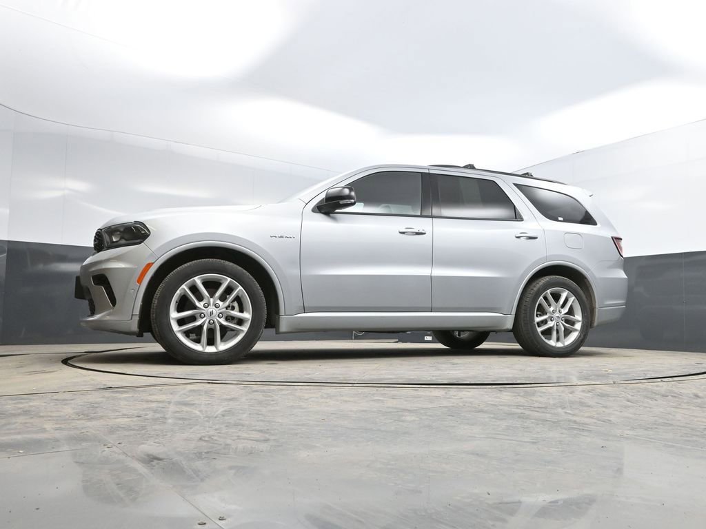 Used 2025 Dodge Durango R/T image 32