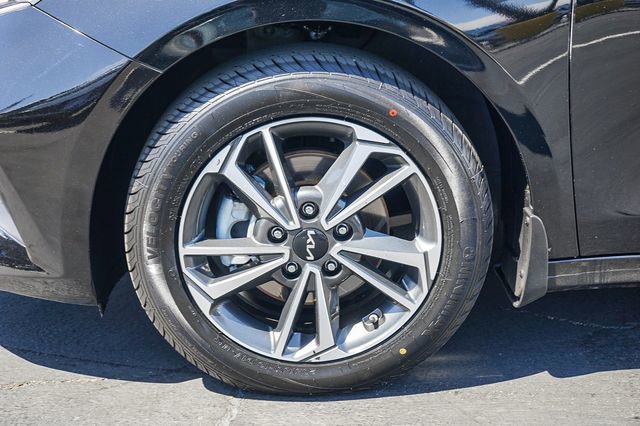 Certified 2023 Kia Forte LXS w/ LXS Technology Package image 11