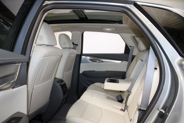 Certified 2023 Cadillac XT5 Premium Luxury AWD/4WD image 10