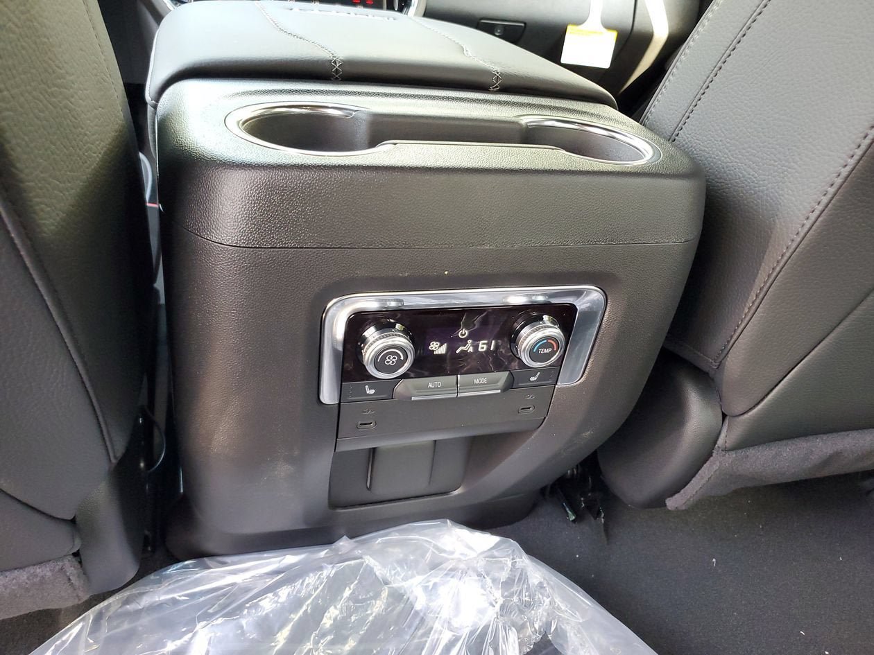 New 2026 GMC Yukon XL Denali RWD image 16
