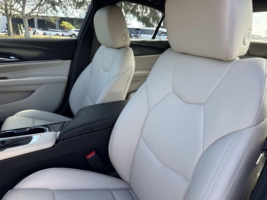 New 2026 Cadillac CT4 Luxury image 20