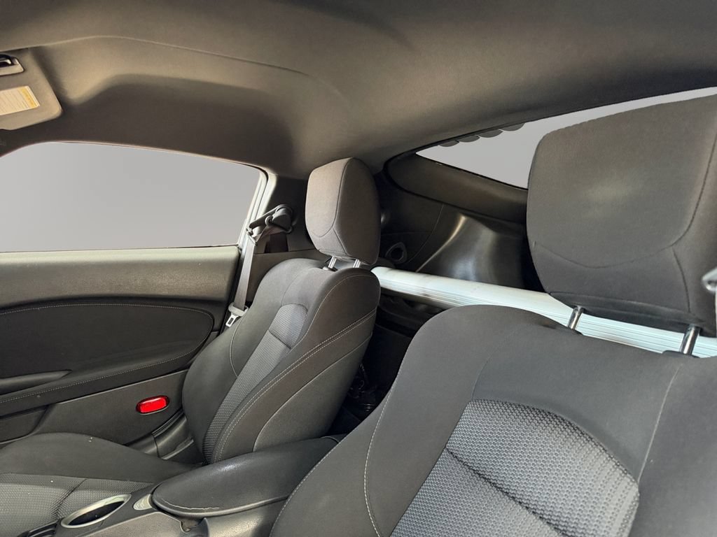 Used 2016 Nissan 370Z Coupe RWD image 9