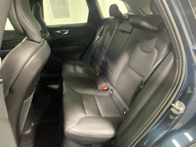 Certified 2023 Volvo XC60 B5 Plus AWD/4WD image 15