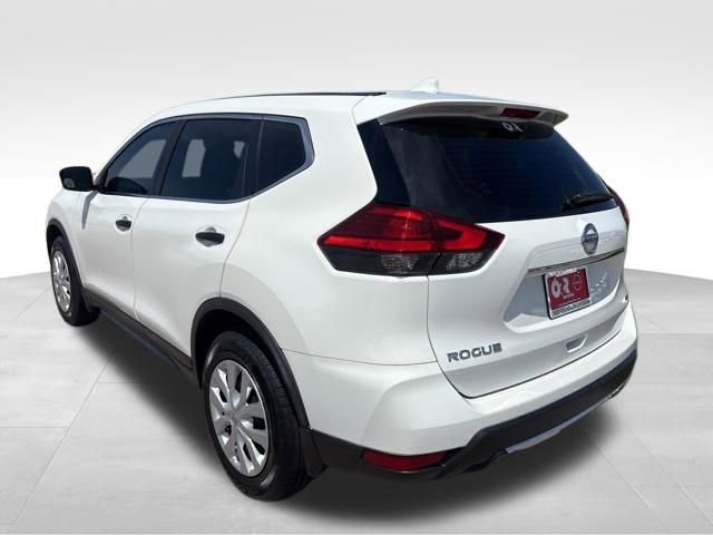 Used 2017 Nissan Rogue S AWD/4WD image 4