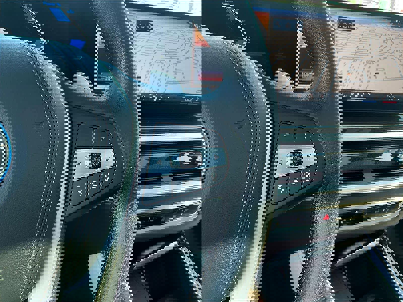 Used 2024 BMW X5 xDrive50e w/ Premium Package image 21