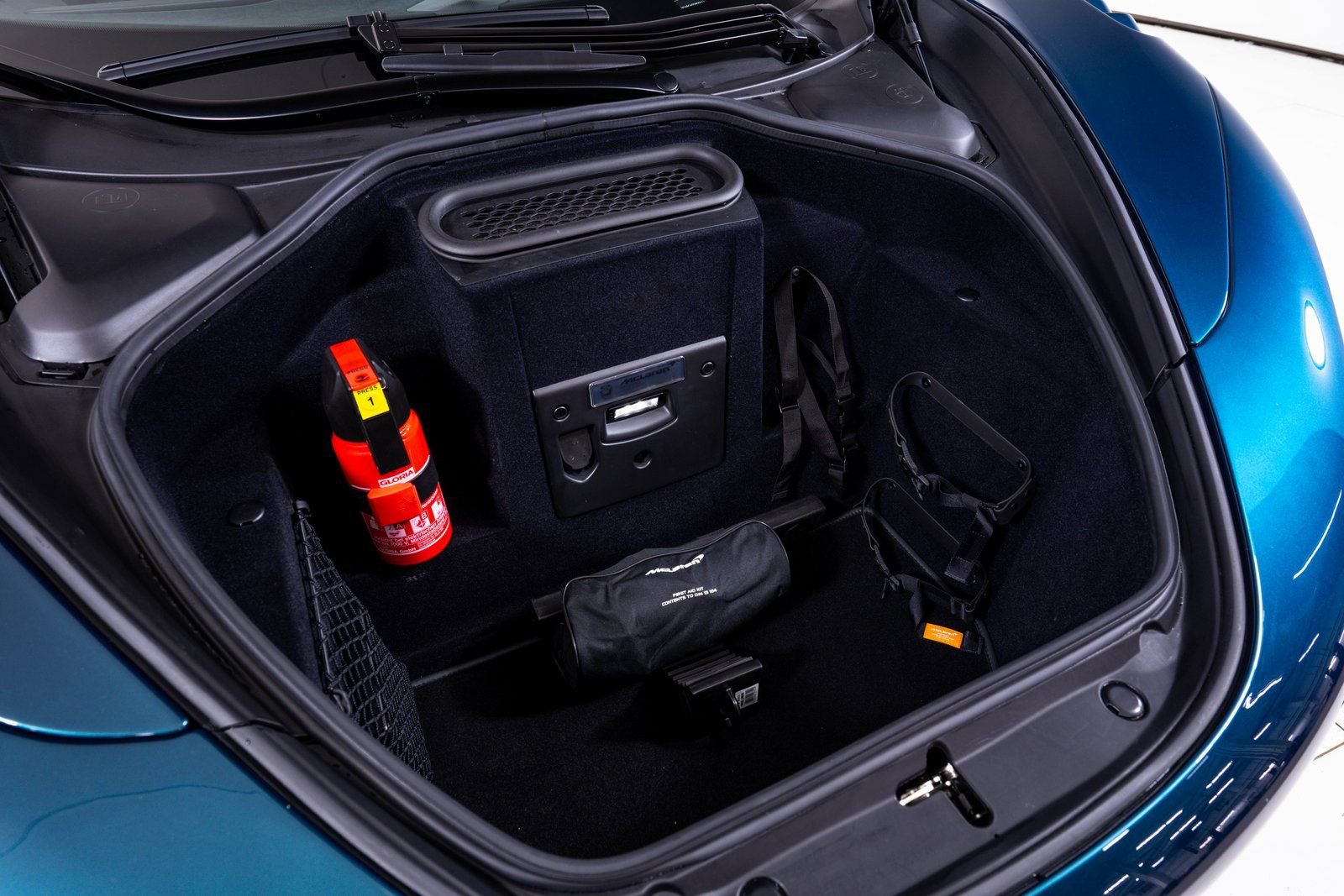 Used 2025 McLaren 750S Spider RWD image 25