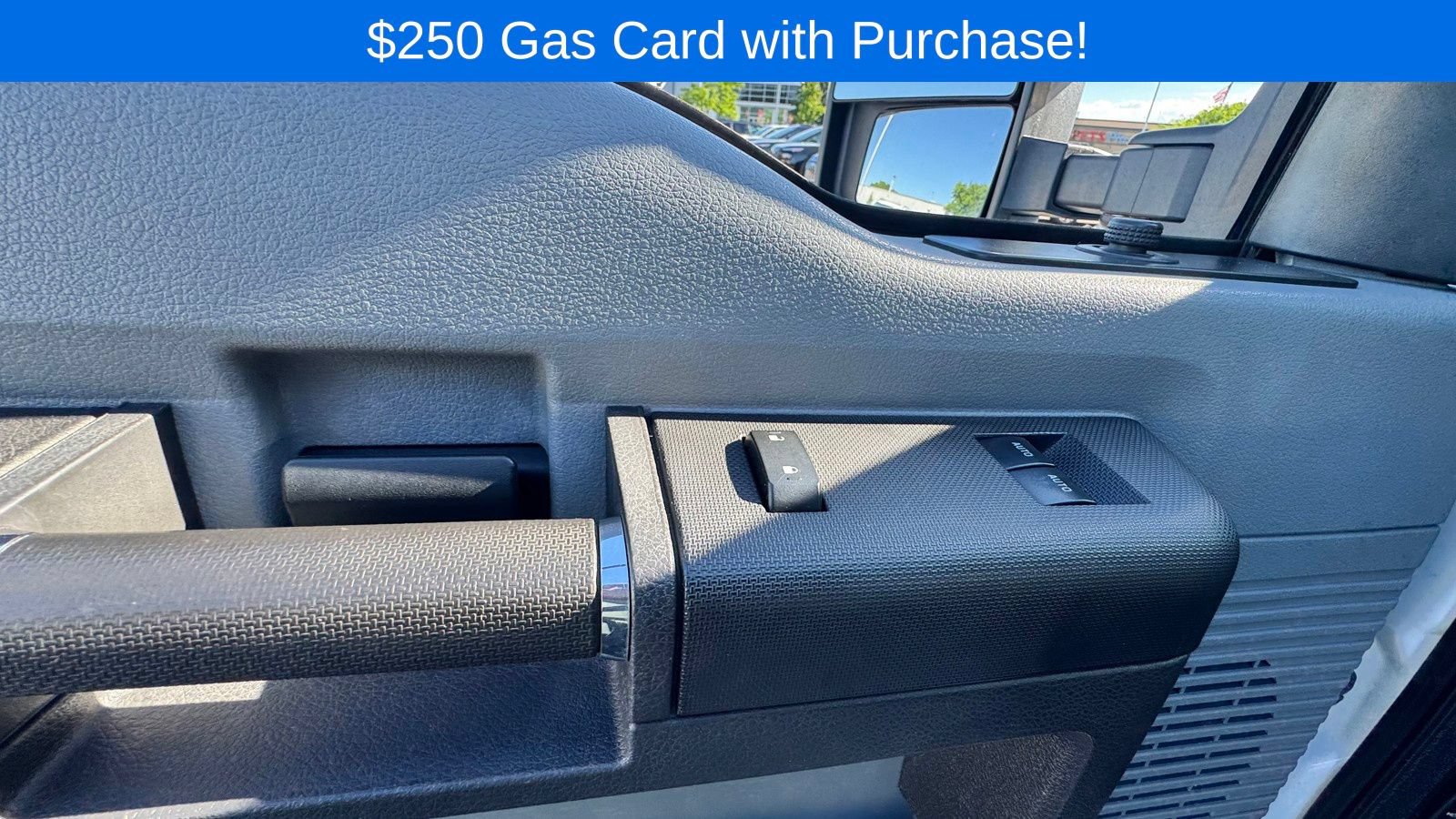 Used 2015 Ford F250 XL w/ Power Equipment Group AWD/4WD image 17