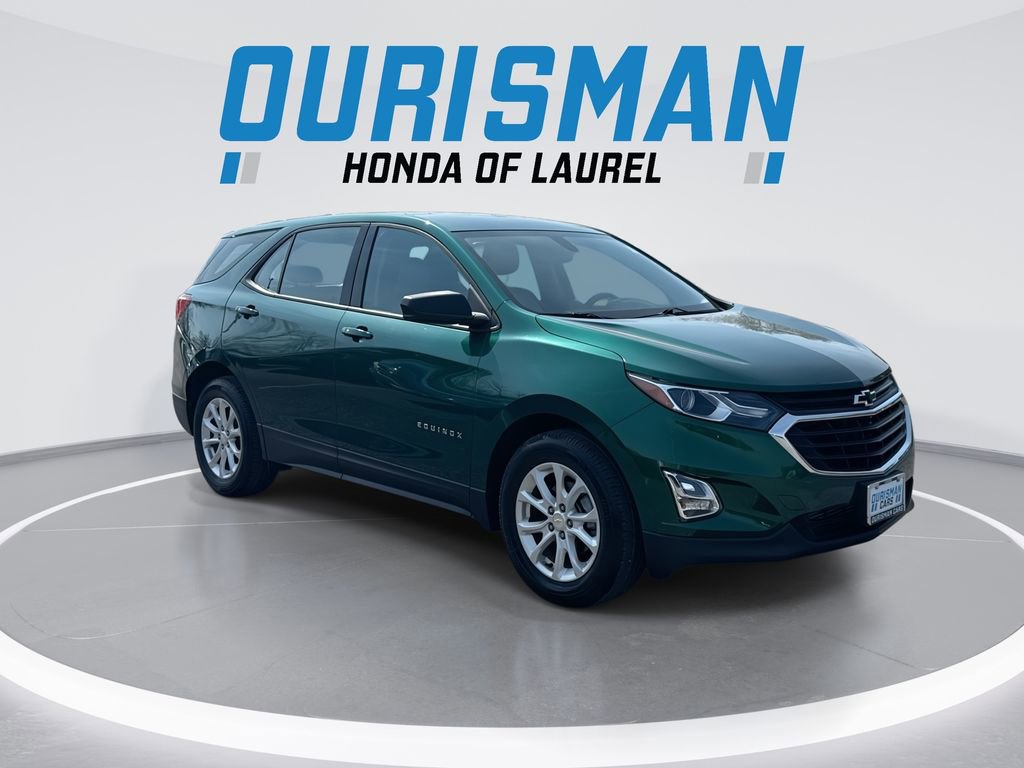Used 2019 Chevrolet Equinox LS image 2