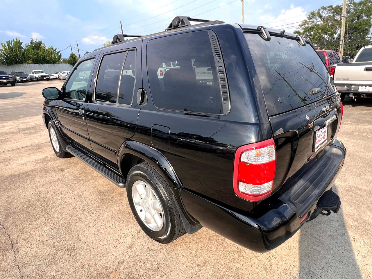 Used 2001 Nissan Pathfinder LE image 56