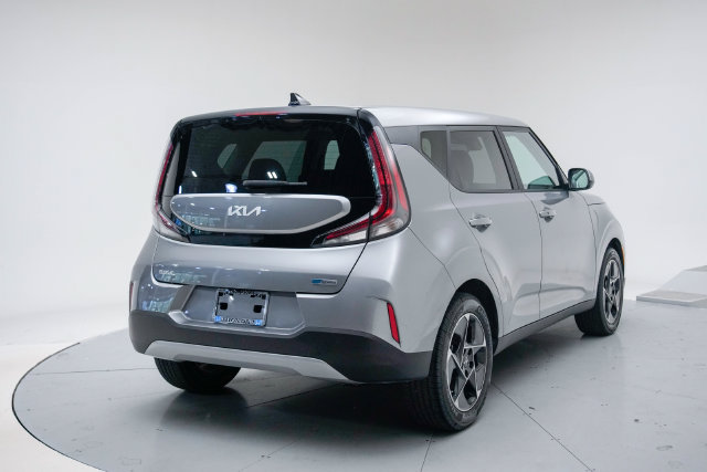 Used 2024 Kia Soul EX FWD image 14
