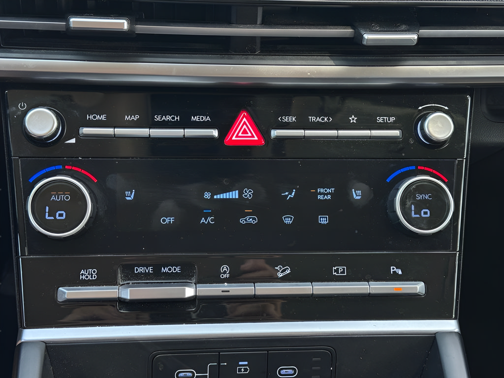 Used 2024 Hyundai Santa Fe SEL FWD image 31