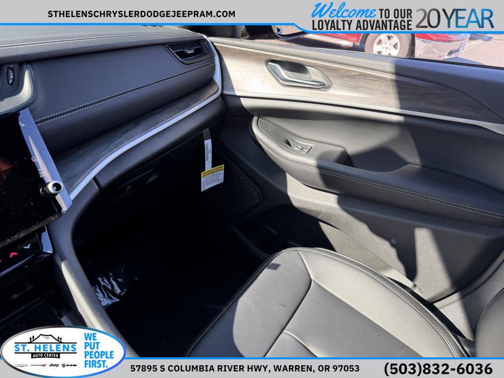 New 2027 Jeep Grand Cherokee L Limited AWD/4WD image 27