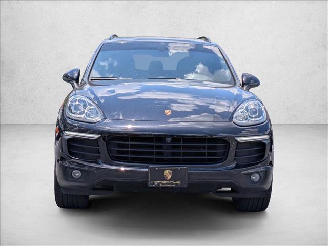 Used 2018 Porsche Cayenne Platinum Edition AWD/4WD image 2