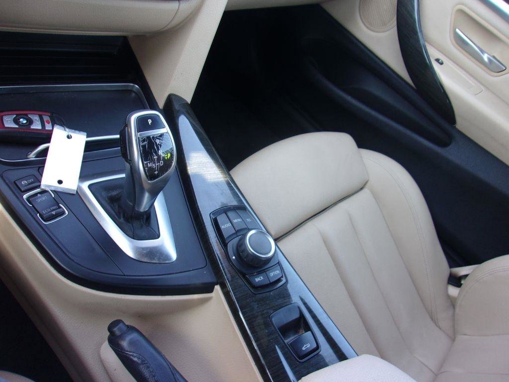 Used 2017 BMW 430i Convertible image 15