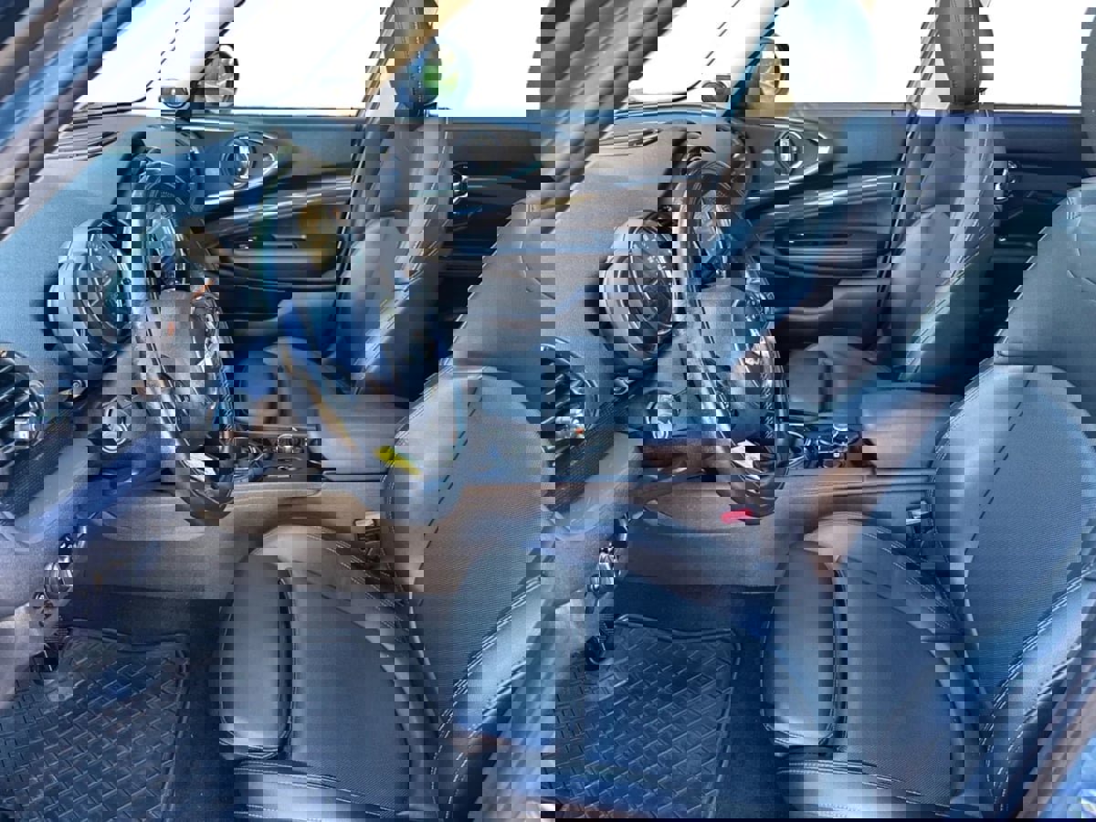 Used 2016 MINI Cooper Clubman S image 10