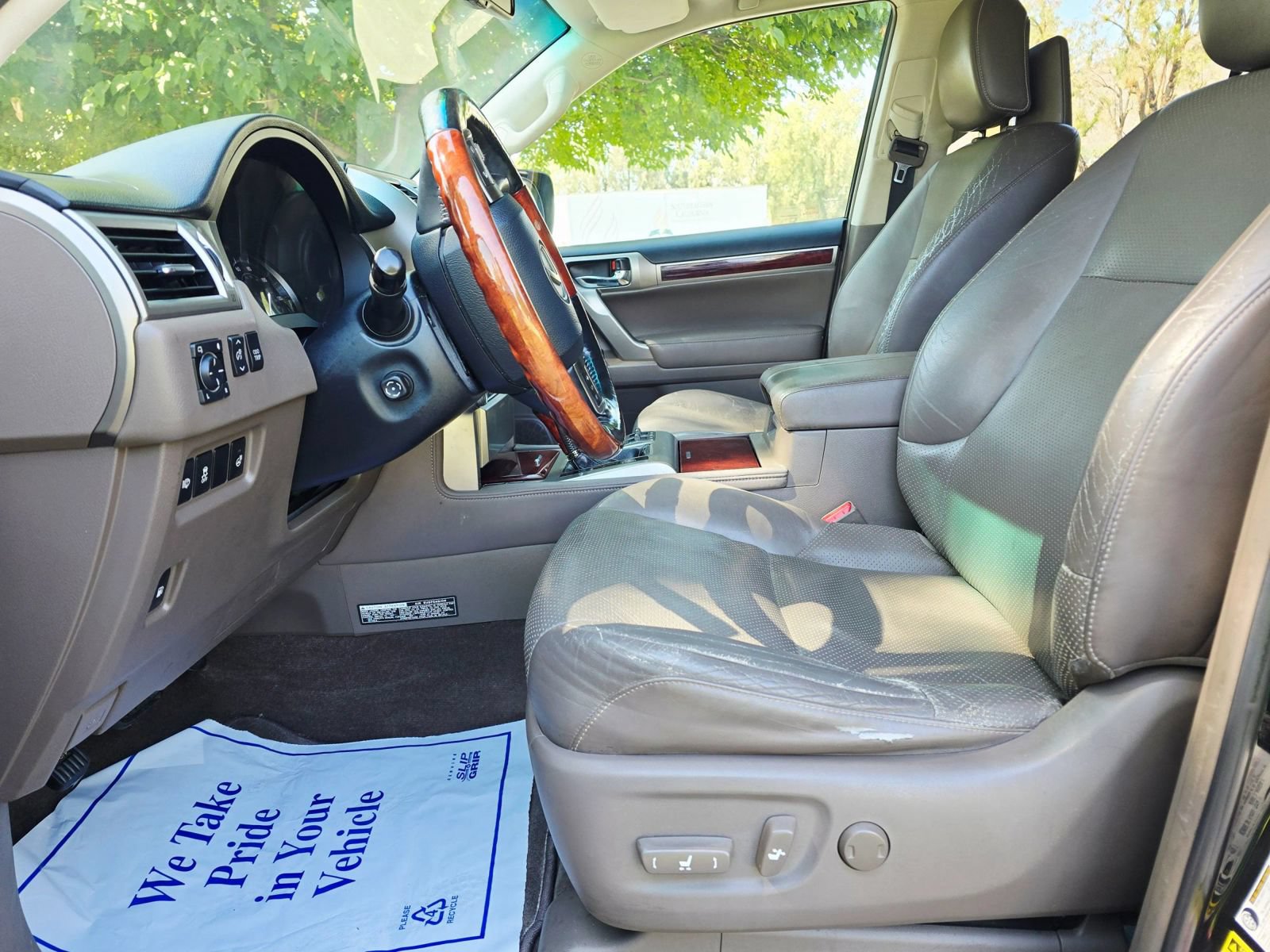 Used 2011 Lexus GX 460 Premium AWD/4WD image 13