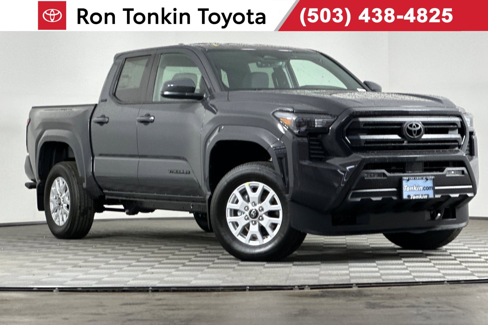 New 2025 Toyota Tacoma SR5