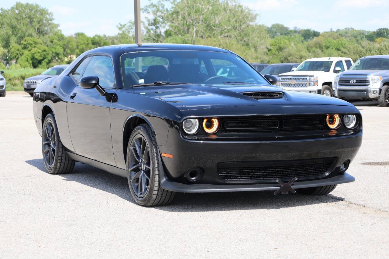 Used 2021 Dodge Challenger GT w/ Blacktop Package AWD/4WD image 4