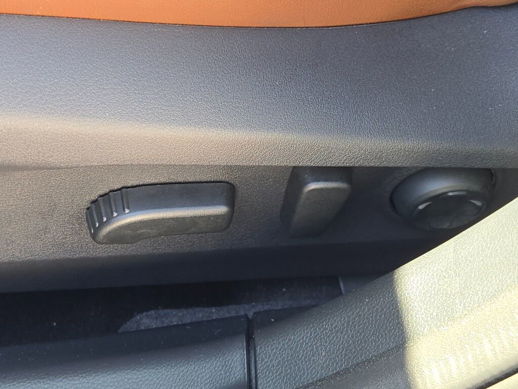 Certified 2025 Subaru Legacy Touring XT image 22