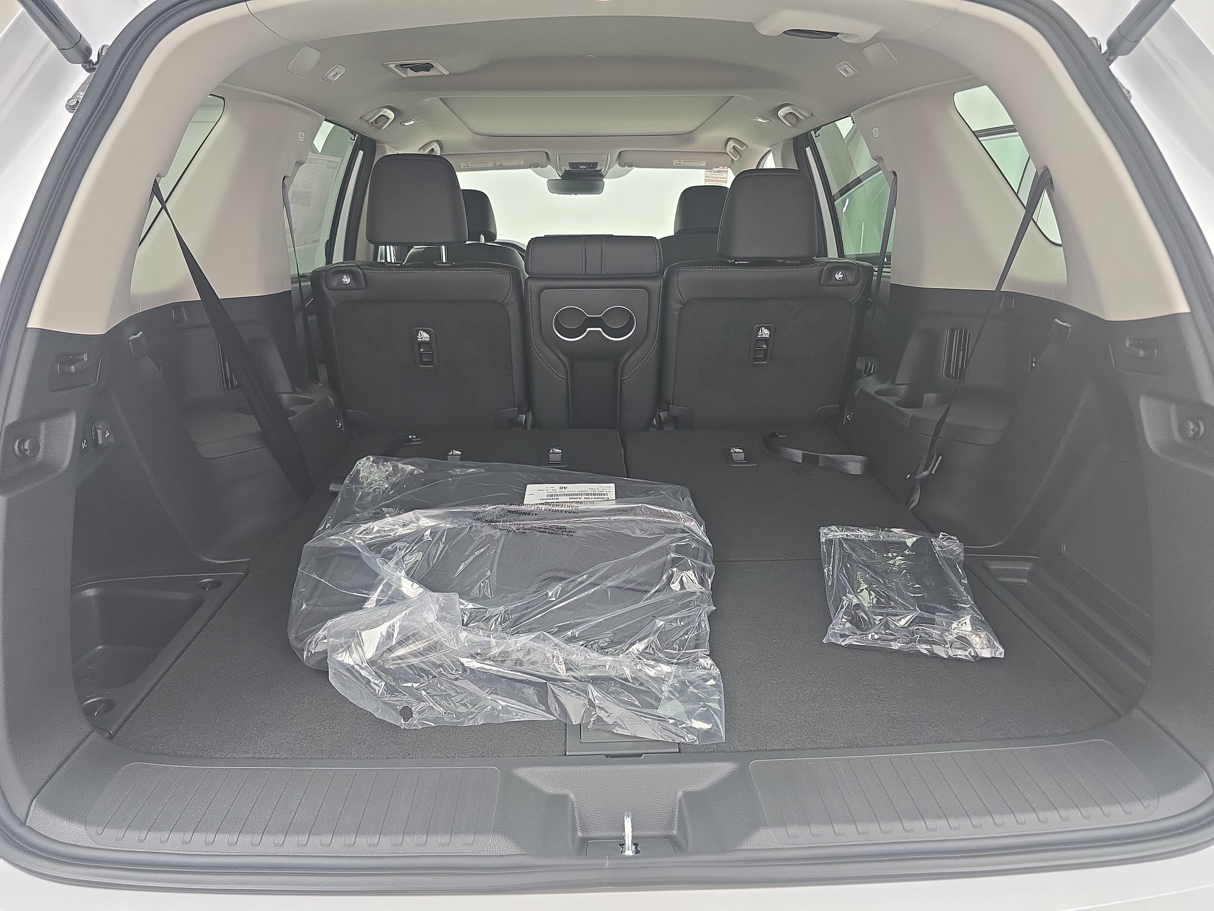 New 2026 Honda Pilot Touring image 13