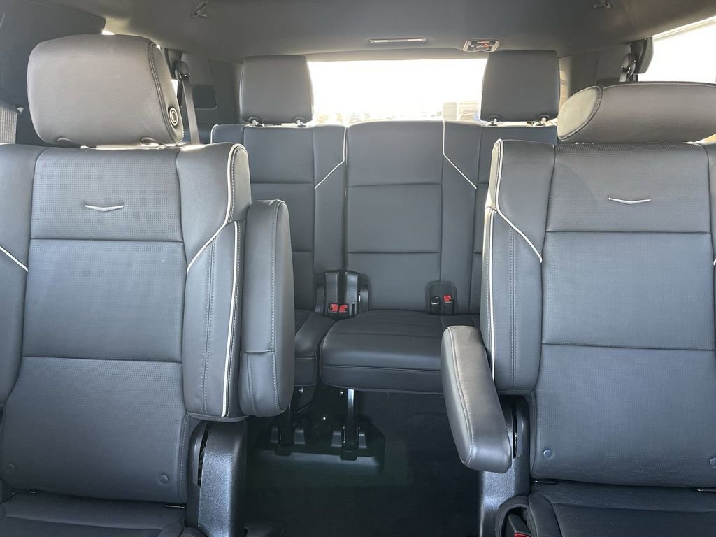 Certified 2024 Cadillac Escalade Premium Luxury image 37