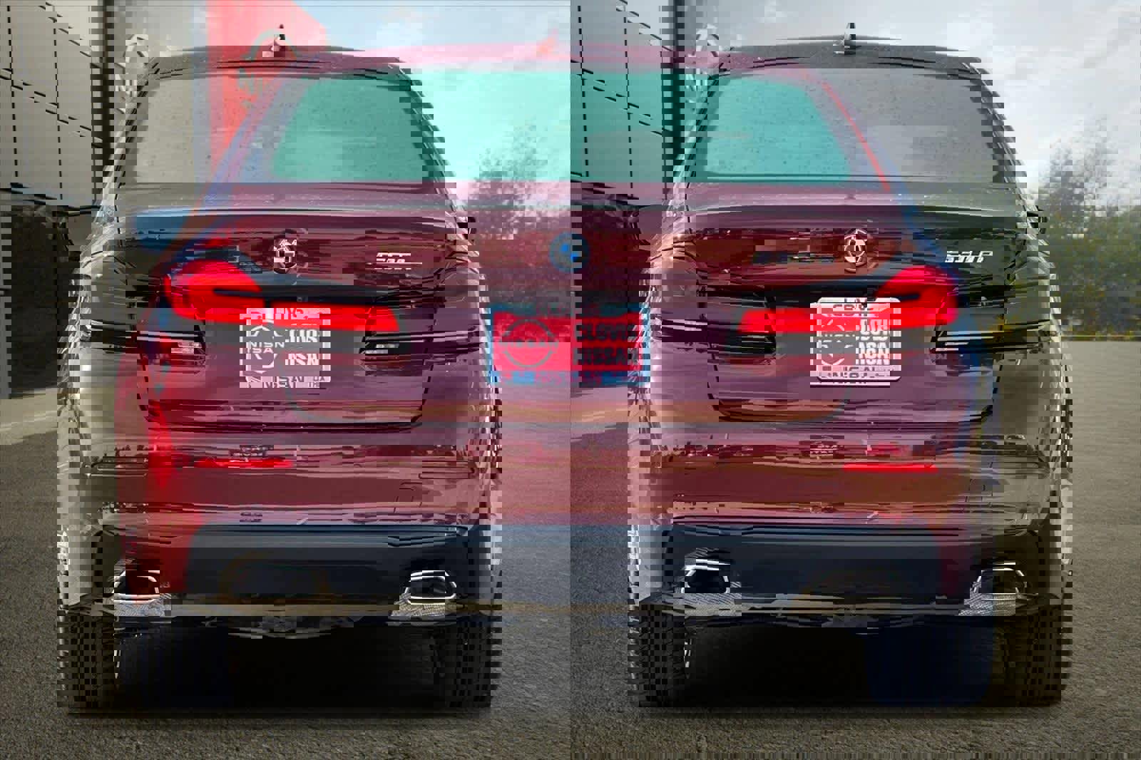 Used 2023 BMW 530e image 8